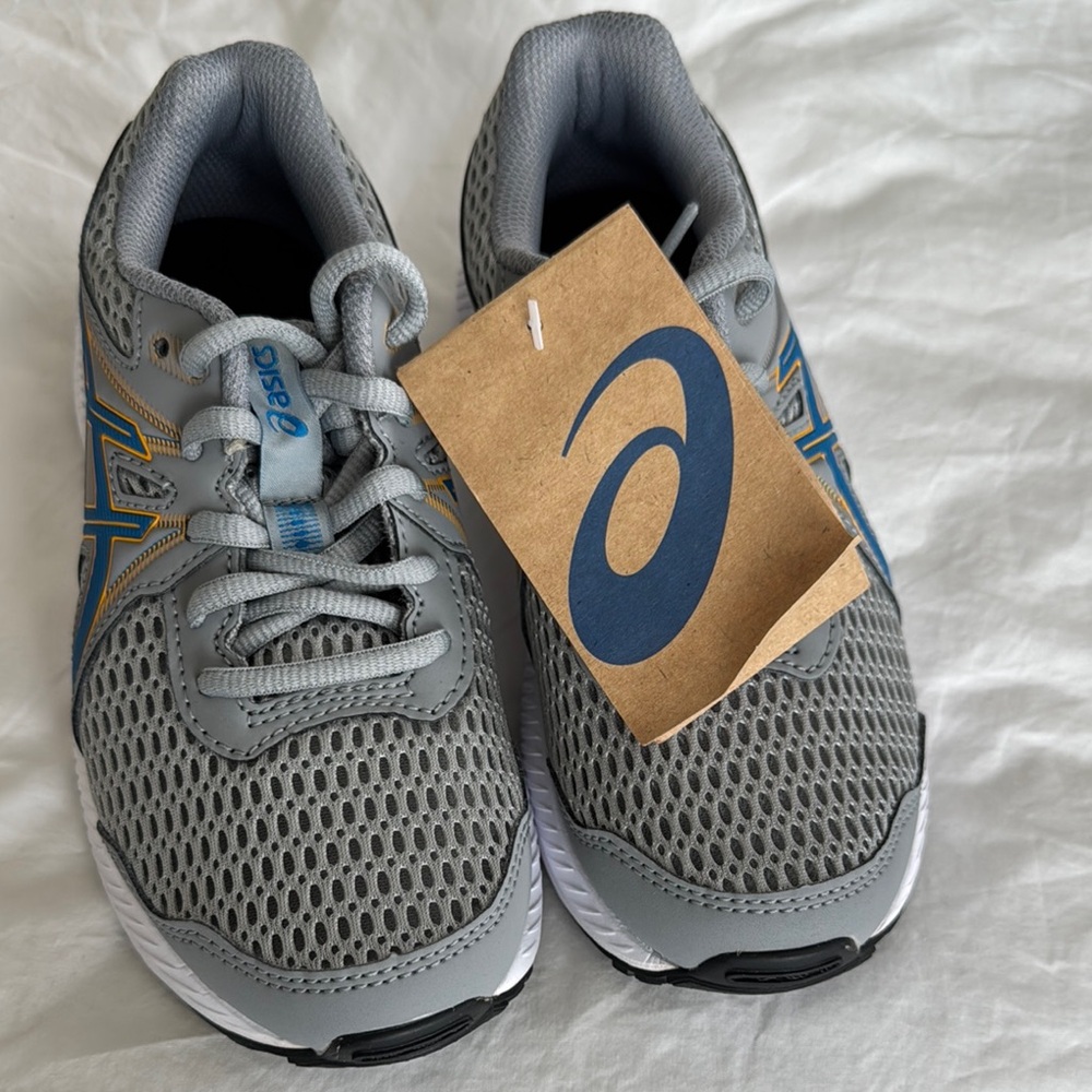 Asics Gray and Blue Sneakers with Mesh Upper and Athletic Design
